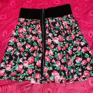 VS PINK floral skater skirt w/ zipper
